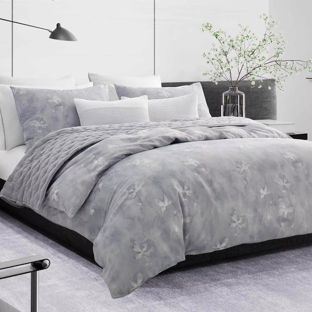 $450 NEW VERA WANG DESIGNER QUEEN DUVET COVER